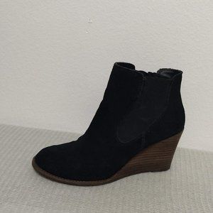Lucky Brand Yamka Wedge Chelsea Style Black Leather Boots, EUC!